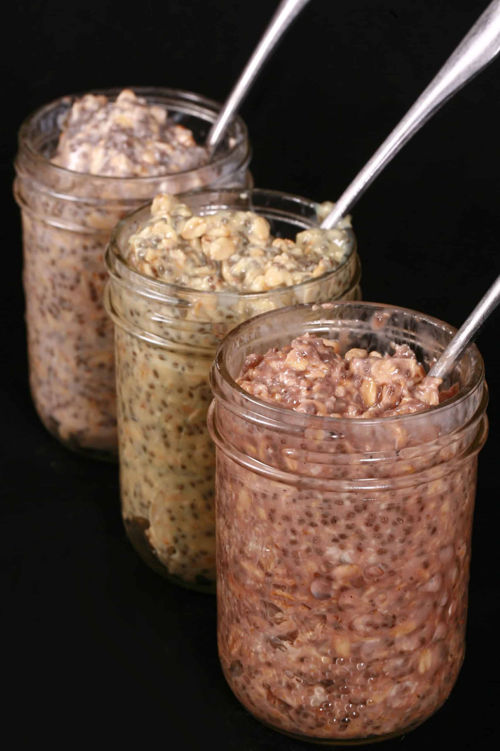 3 jars of different flavours of high protein overnight oats.